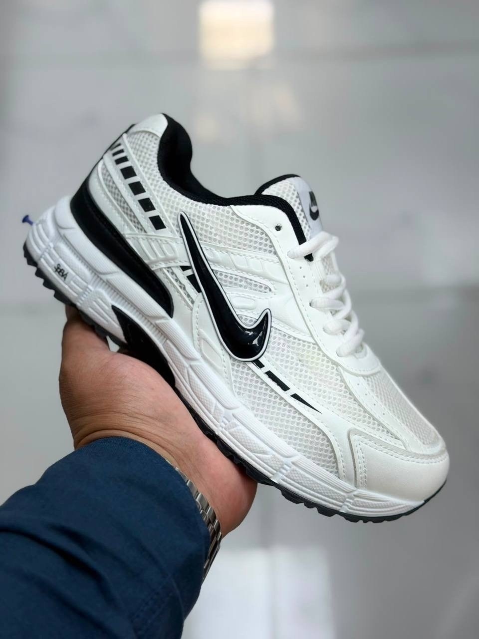 кроссовки nike initiator,кроссовки nike,кроссовки мужские nike,кроссовки nike initiator black white,nike initiator