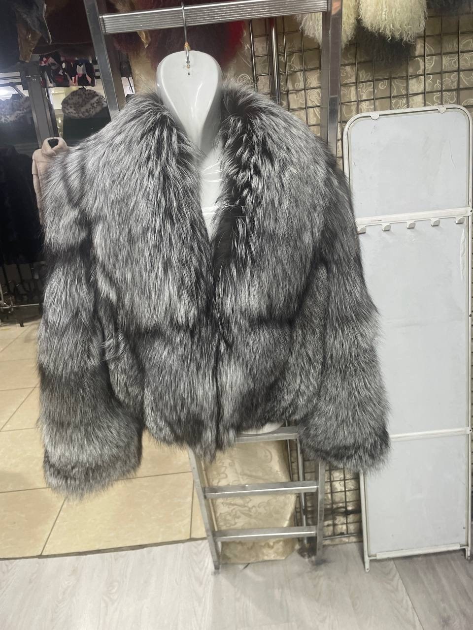 шуба короткая мужская из натурального меха чернобурки,женская шуба из натурального меха чернобурки,шуба из чернобурки,полушубок из чернобурки,шуба чернобурка
