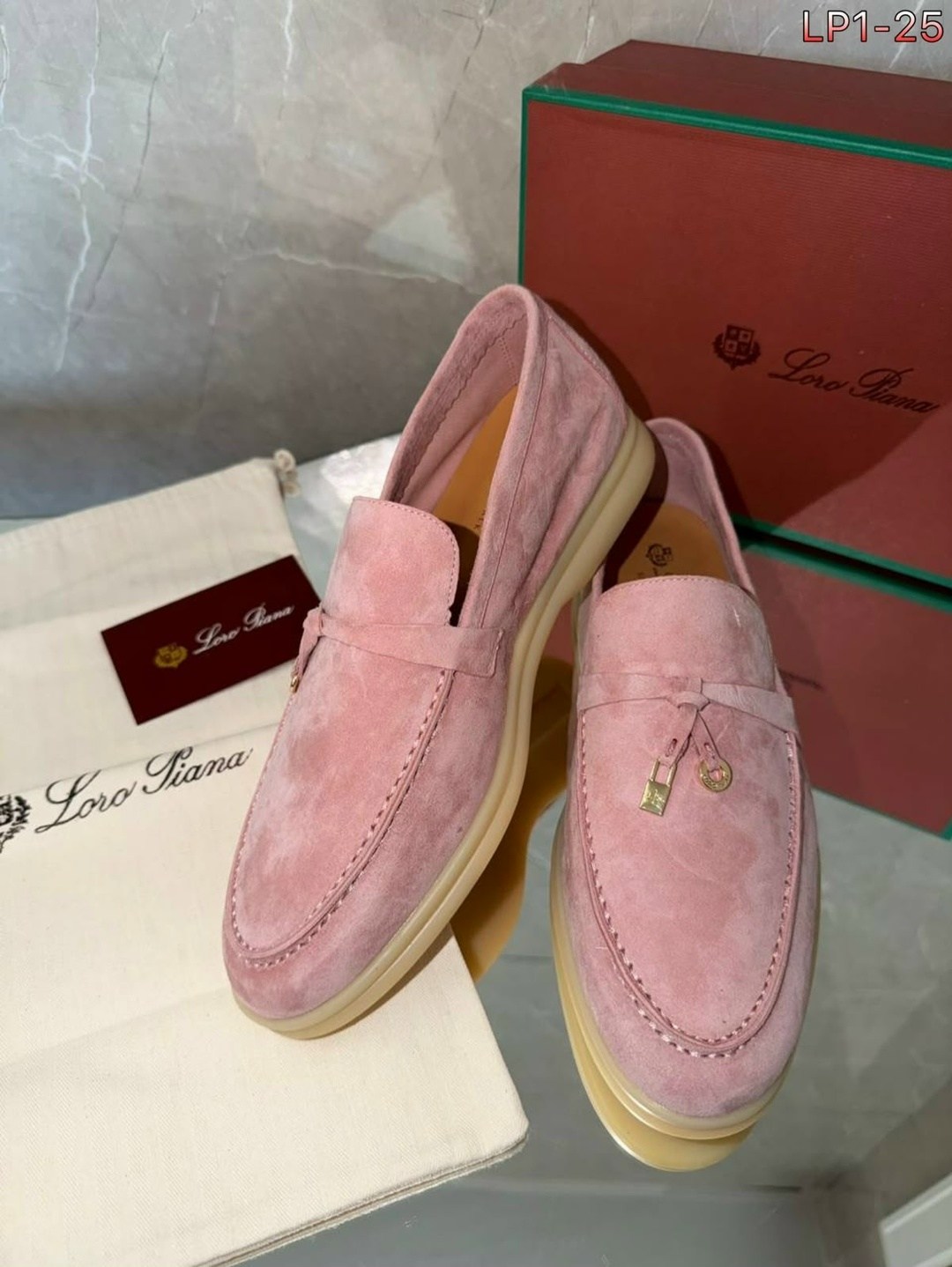 замшевые женские лоферы loro piana розовые,loro piana лоферы женские,лоферы loro piana,,лоферы замшевые loro piana