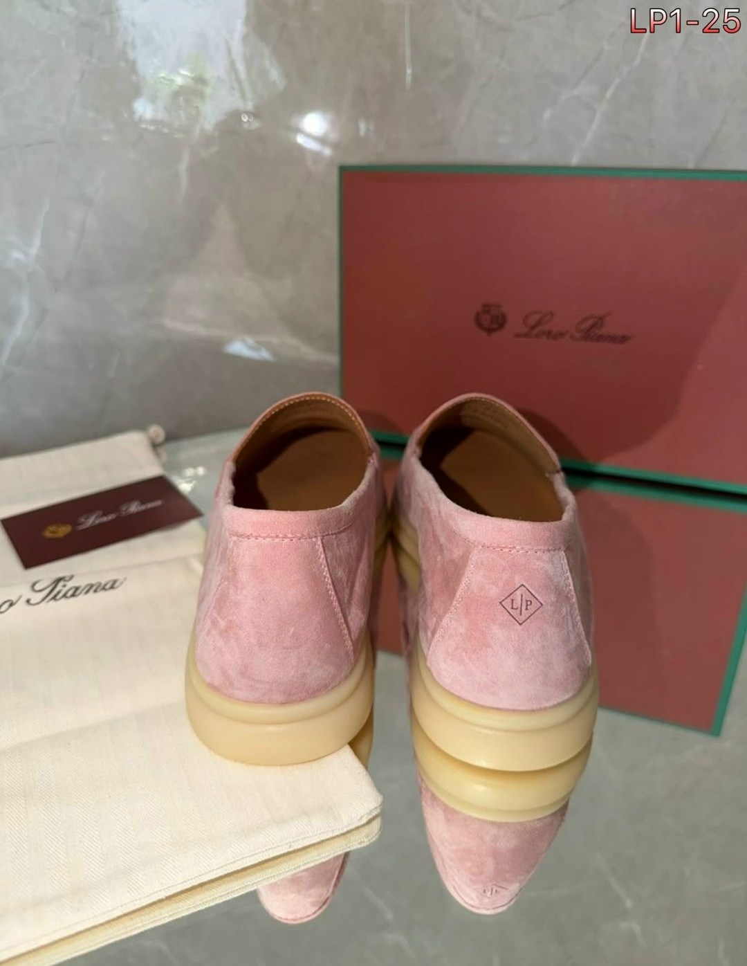 замшевые женские лоферы loro piana розовые,loro piana лоферы женские,лоферы loro piana,,лоферы замшевые loro piana