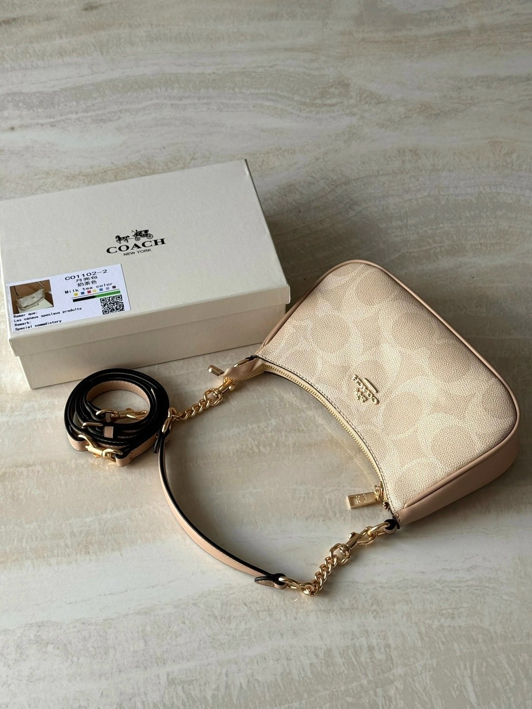 сумка coach,сумка на плечо coach,женская сумка coach,сумка кросс-боди через плечо coach,сумка coach коч багет реплика medaizline 207713232