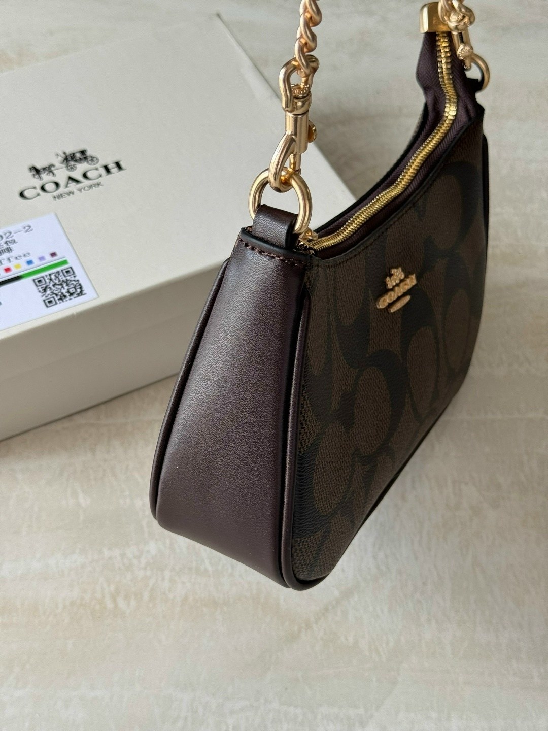 женская сумка coach,coach teri shoulder bag ca548 in signature canvas dark brown,coach сумка,coach сумка на плечо,сумка