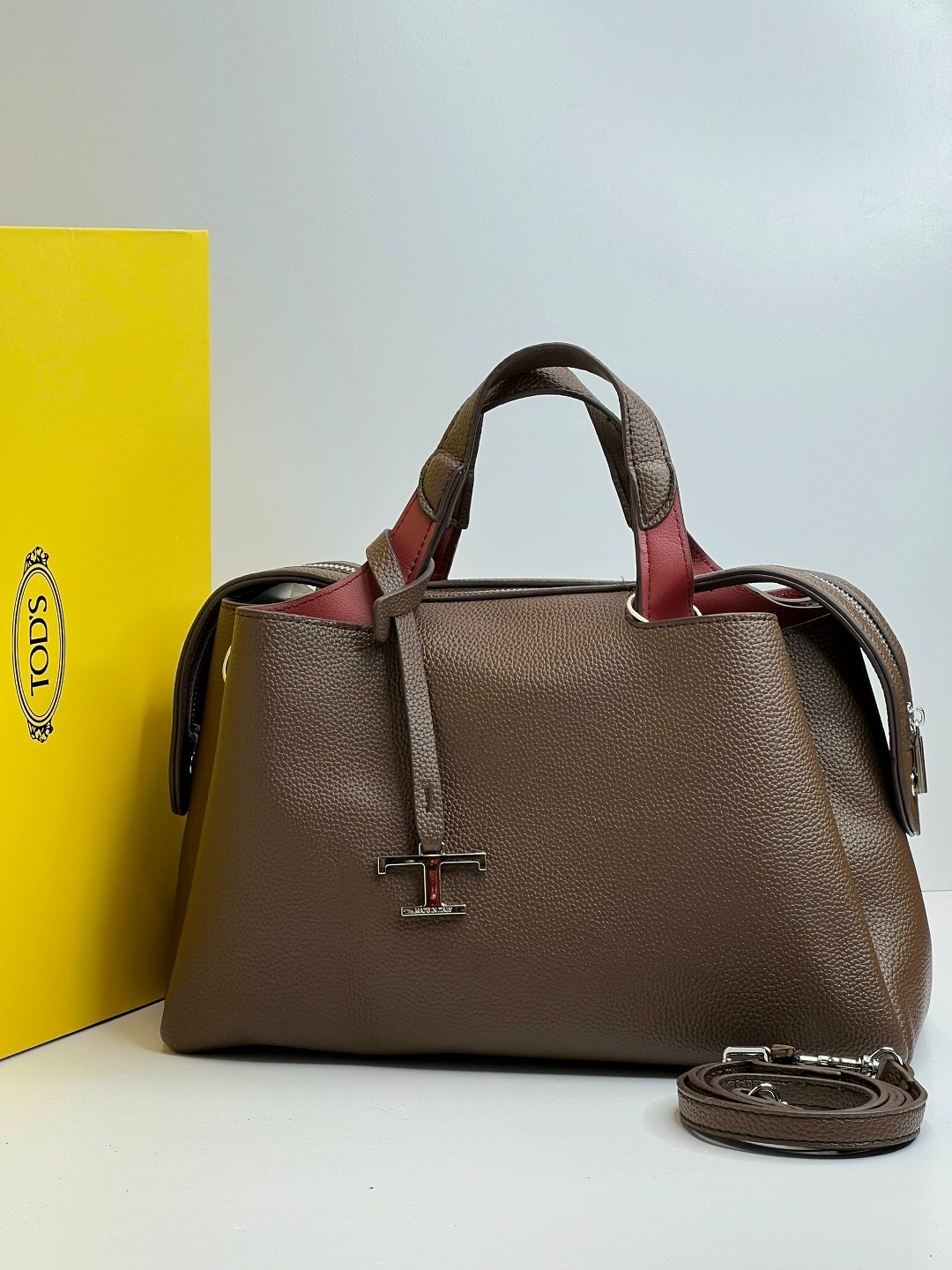 сумка,tods сумка,сумка женская,сумка женская брендовая,сумка женская tods