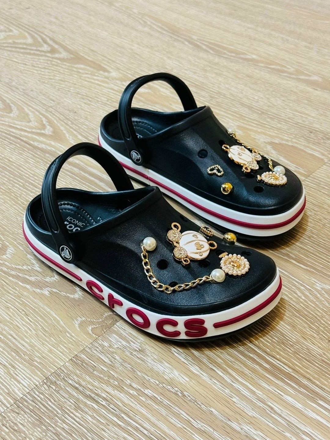 ,женские кроксы,сабо crocs,кроксы с джибитсами,украшение для кроксов
