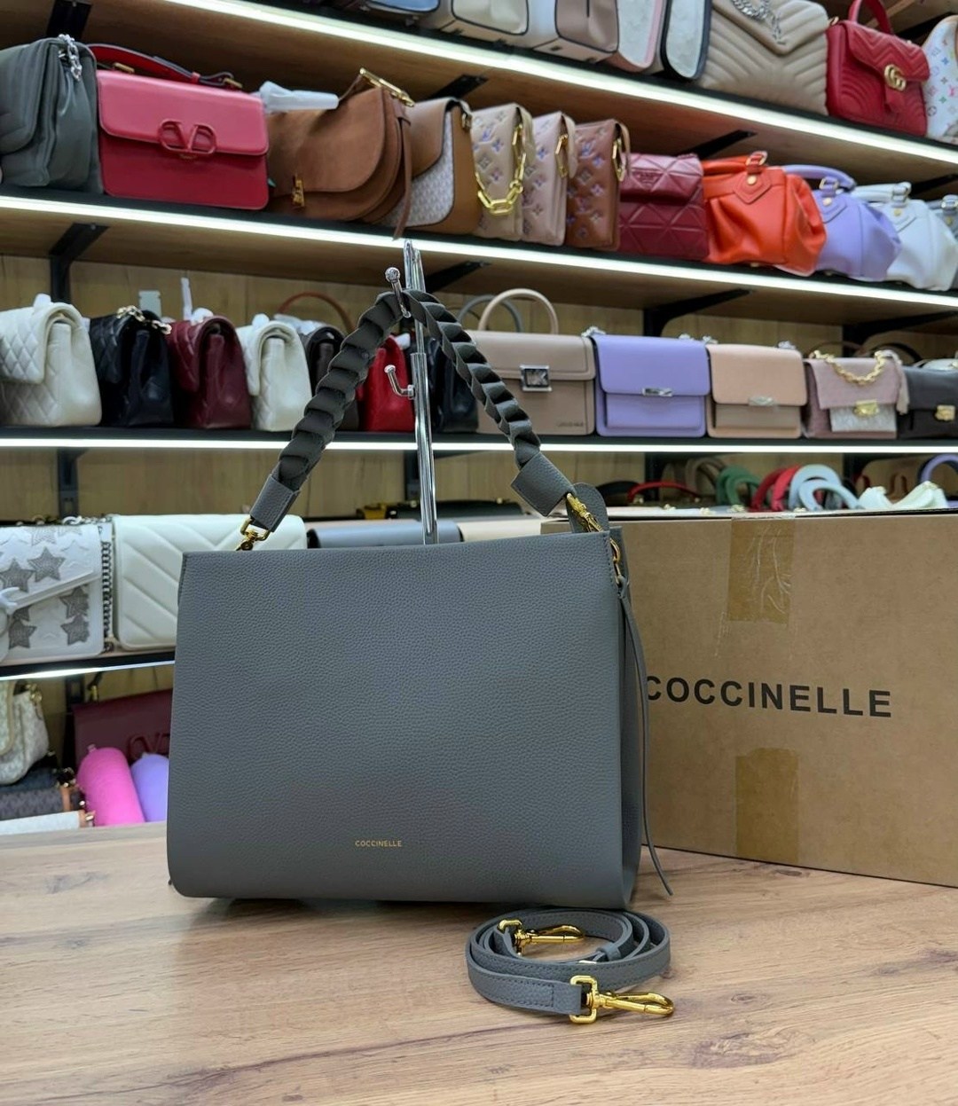 сумка coccinelle,сумка coccinelle boheme grana double,сумка женская coccinelle,coccinelle сумка boheme,женская сумка