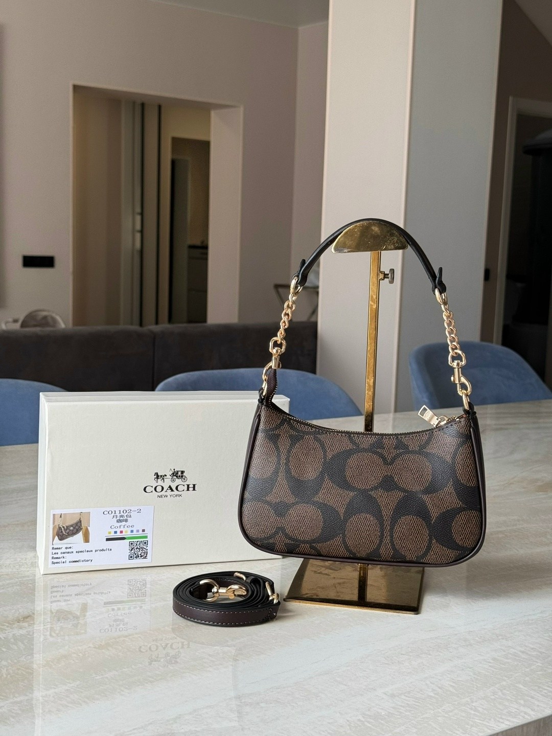 женская сумка coach,coach teri shoulder bag ca548 in signature canvas dark brown,coach сумка,coach сумка на плечо,сумка