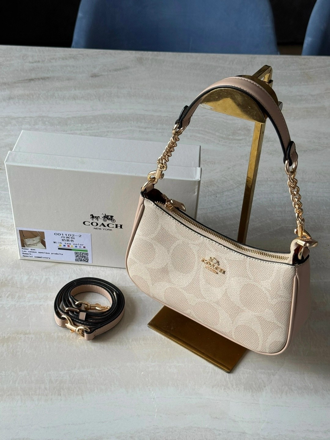 сумка coach,сумка на плечо coach,женская сумка coach,сумка кросс-боди через плечо coach,сумка coach коч багет реплика medaizline 207713232