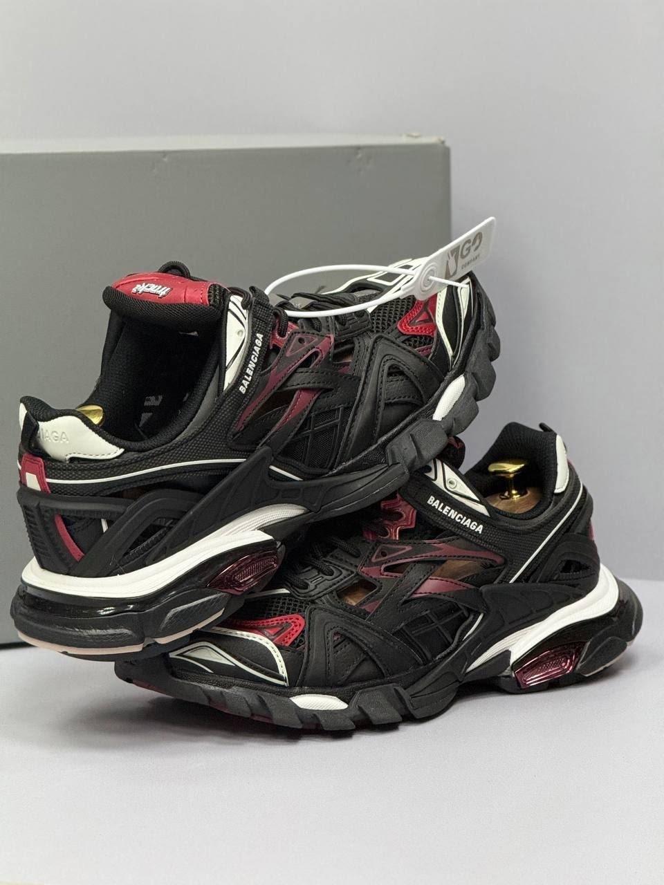 кроссовки balenciaga track 2,balenciaga track 2 black and red,кроссовки balenciaga,кроссовки balenciaga track 2.0 sneakers black/red,кроссовки balenciaga track 2.0 "black/red/white"