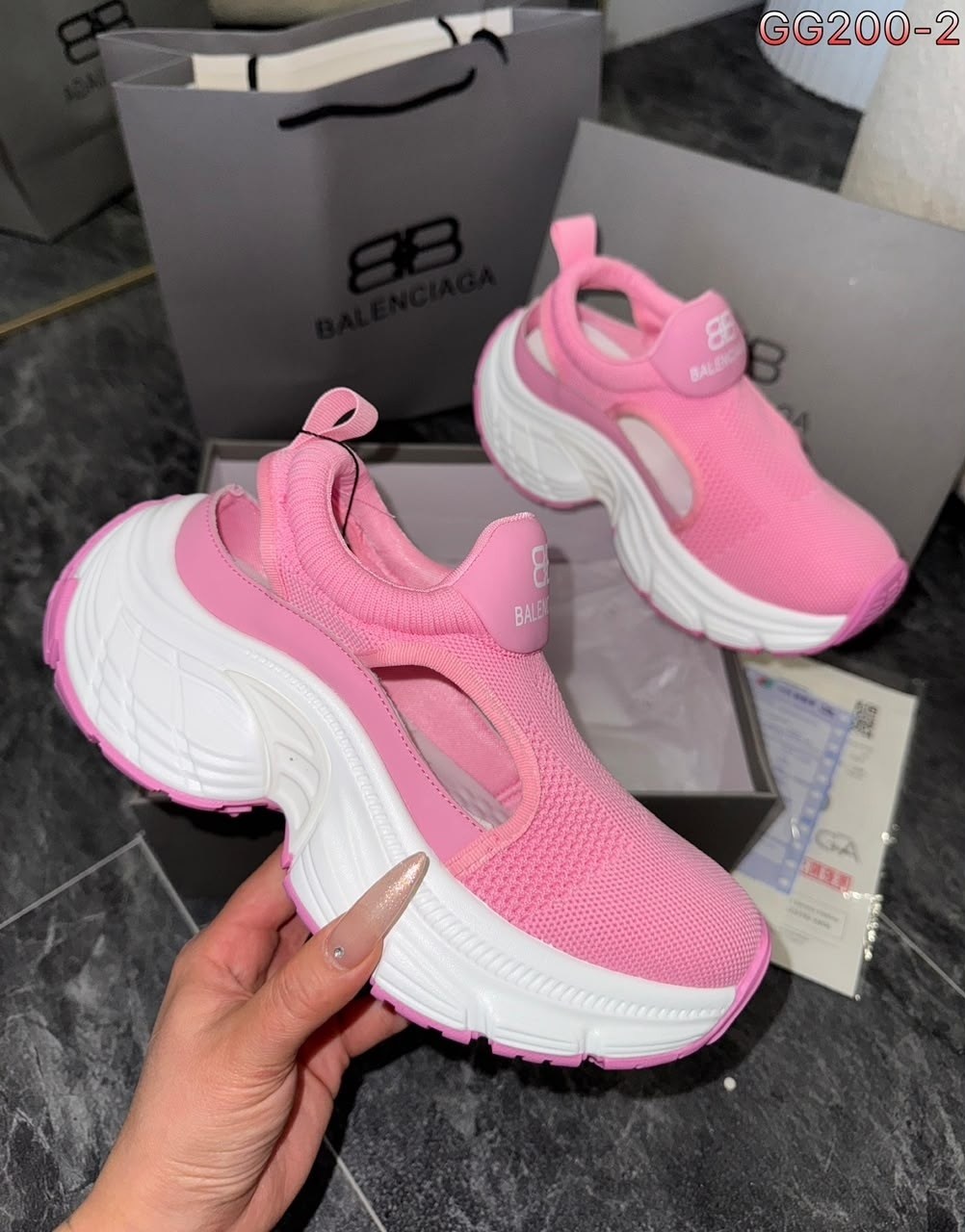 кроссовки женские balenciaga,босоножки balenciaga,кроссовки balenciaga,кроссовки на высокой подошве,сандалии balenciaga