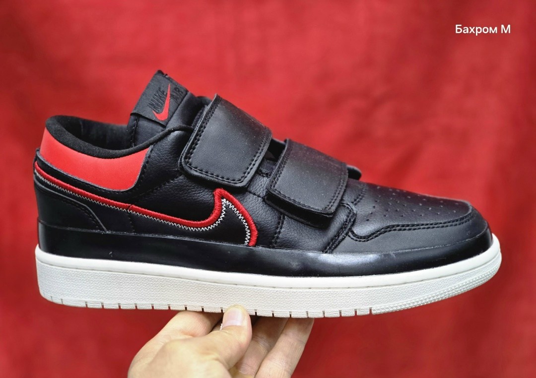 nike air jordan 1 retro high,кроссовки мужские nike jordan,nike air jordan 1,nike air jordan 1 high,кроссовки nike air jordan 1