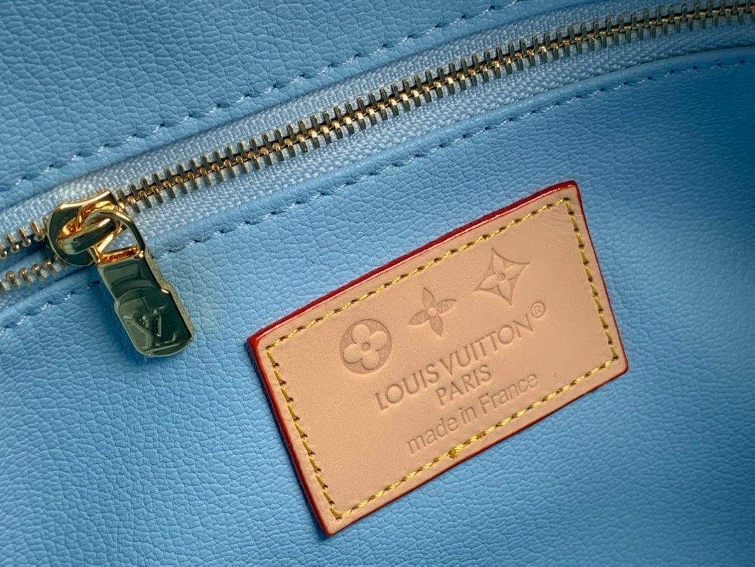 косметичка louis vuitton,косметичка под луи виттон,косметичка женская луи витон,луи виттон косметичка женская,louis vuitton косметичка louis vuitton