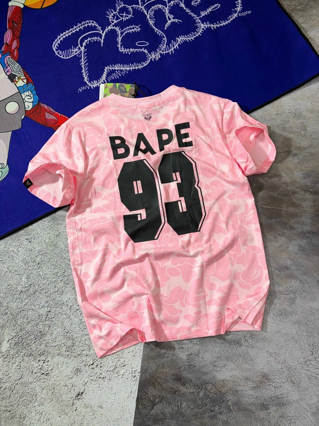 футболка bape inter miami синтетика белая 2xl,футболка bape,футболка bape inter miami,футболка футбольная интер майями bape,мужская футболка