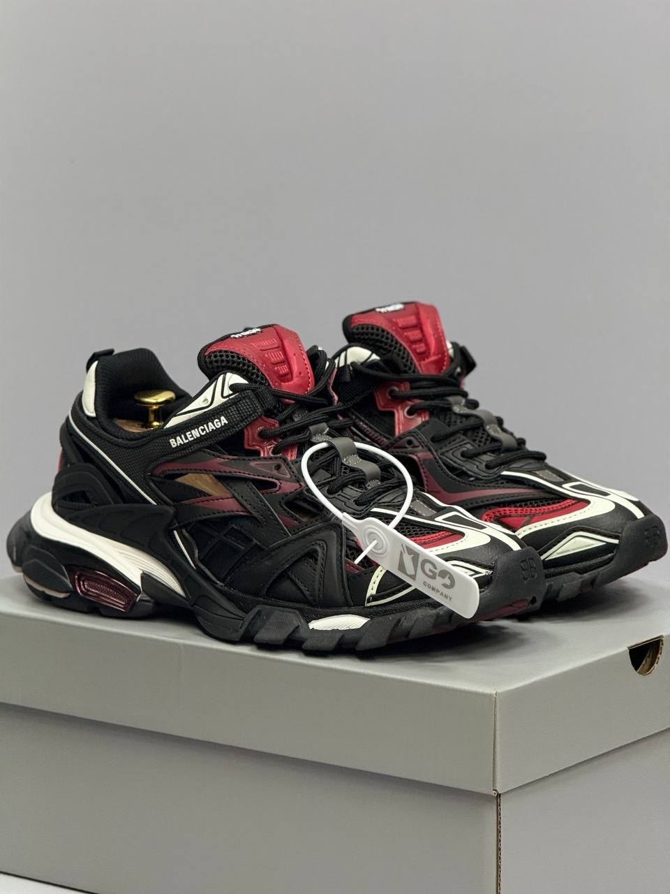кроссовки balenciaga track 2,balenciaga track 2 black and red,кроссовки balenciaga,кроссовки balenciaga track 2.0 sneakers black/red,кроссовки balenciaga track 2.0 "black/red/white"