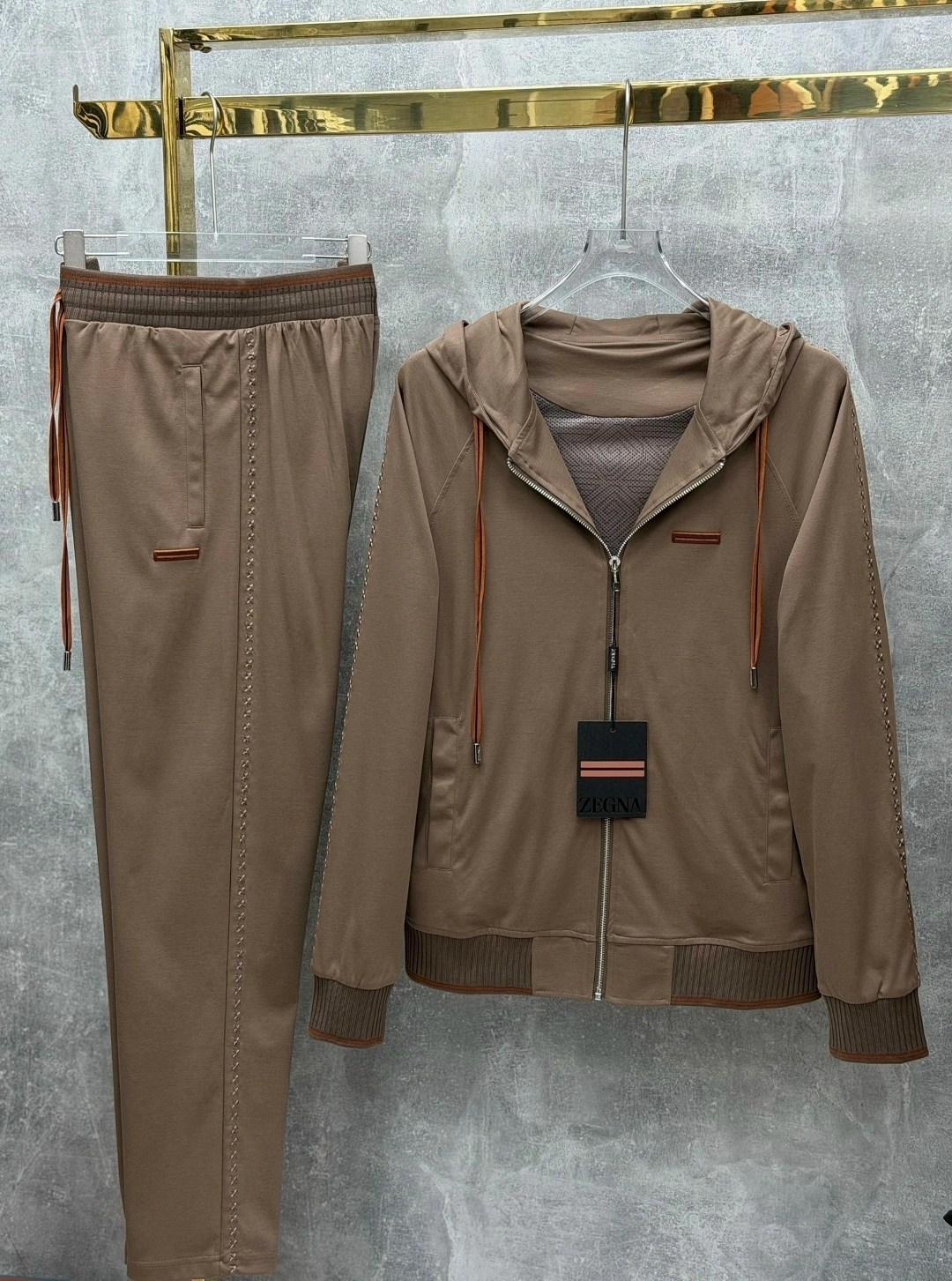 спортивный костюм brunello cucinelli,спортивный костюм loro piana,спортивный костюм kiton,костюм спортивный,костюм brunello cucinelli
