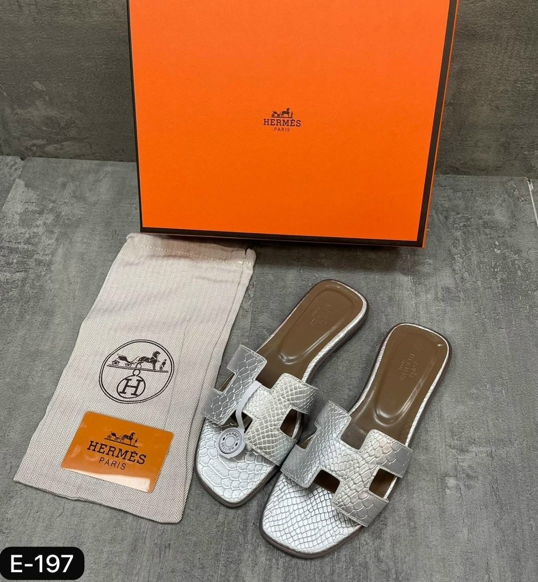 hermes шлепанцы,hermes шлепки женские,шлепки hermes,сандалии hermes,шлепки hermes 2026