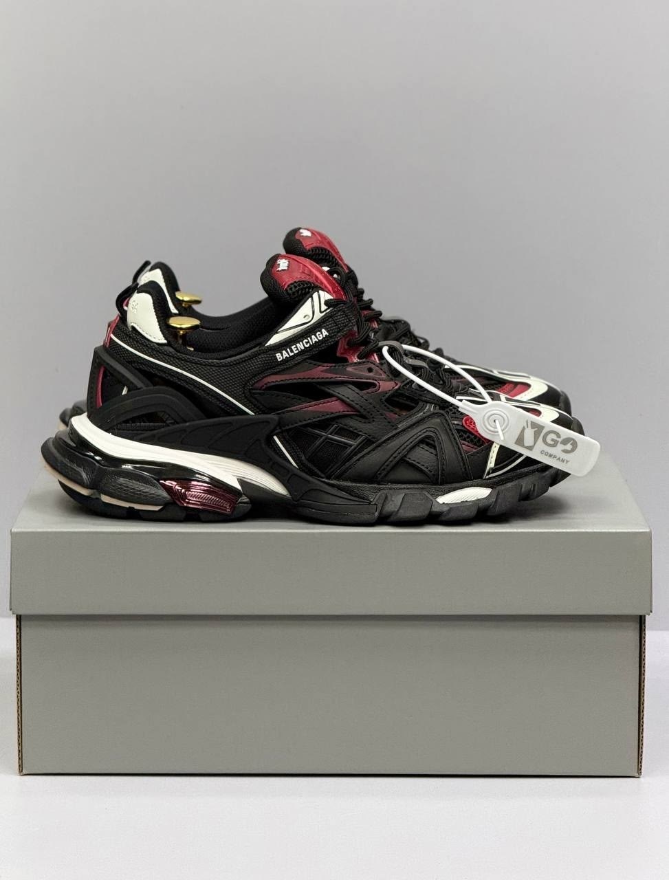 кроссовки balenciaga track 2,balenciaga track 2 black and red,кроссовки balenciaga,кроссовки balenciaga track 2.0 sneakers black/red,кроссовки balenciaga track 2.0 "black/red/white"