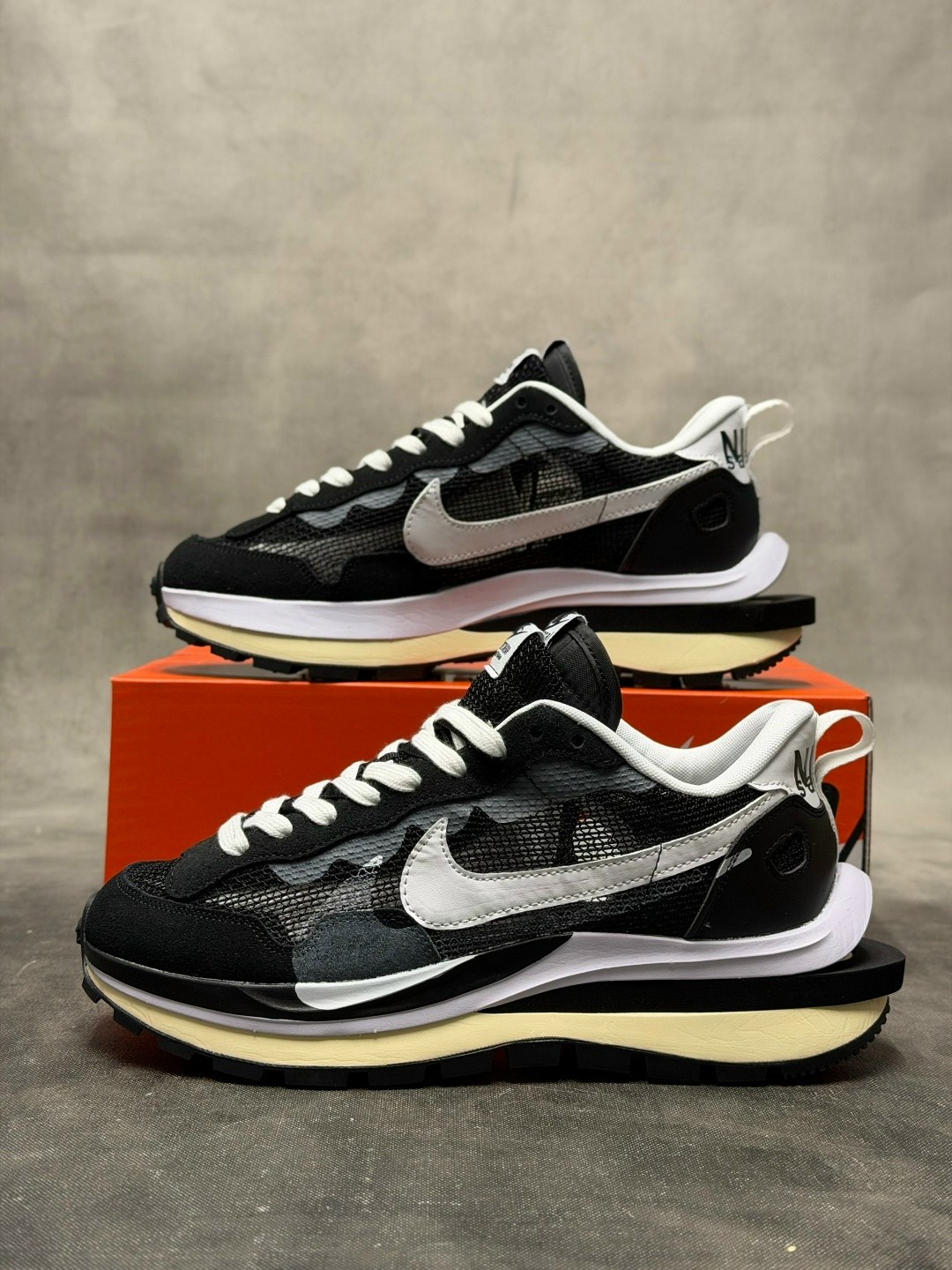 nike vaporwaffle sacai black white,кроссовки sacai x nike vaporwaffle,nike sacai,кроссовки sacai x nike vapor waffle,nike vapowaffle x sacai black white cv1363-001