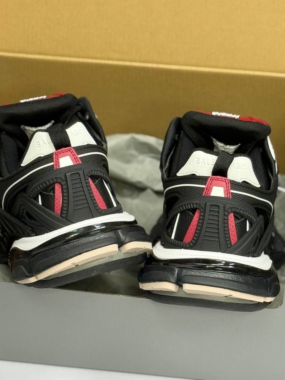 кроссовки balenciaga track 2,balenciaga track 2 black and red,кроссовки balenciaga,кроссовки balenciaga track 2.0 sneakers black/red,кроссовки balenciaga track 2.0 "black/red/white"