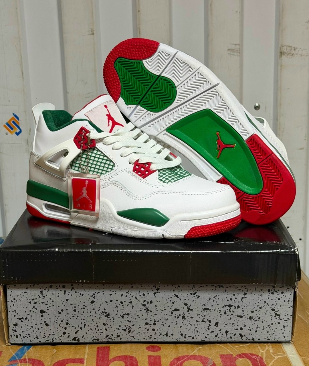 баскетбольная ,кроссовки nike air jordan 4 retro,air jordan 4,кроссовки для баскетбола,кроссовки nike air jordan 4