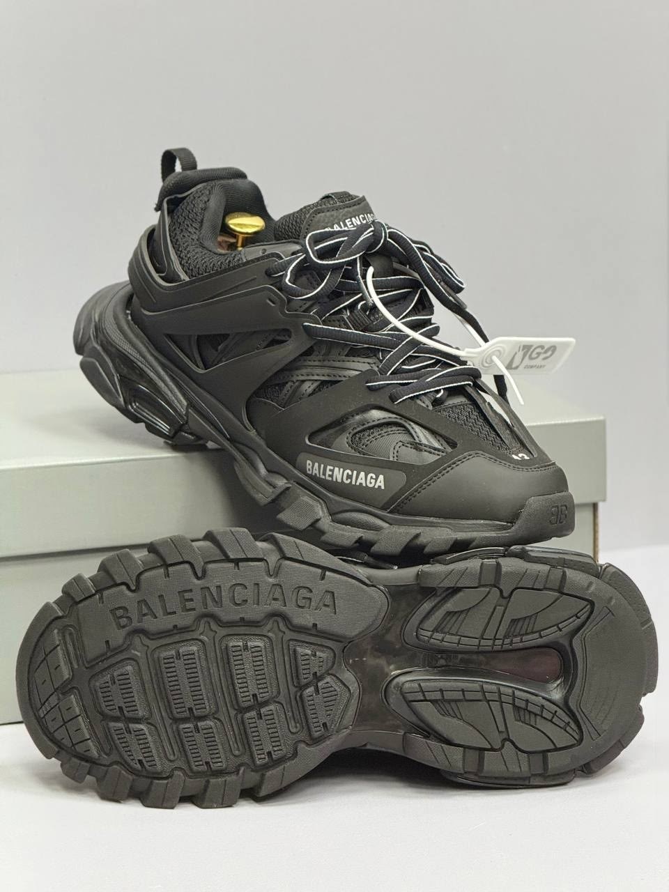 кроссовки balenciaga track,кроссовки balenciaga,кроссовки баленсиага трек 1,баленсиага кроссовки черные track,кроссовки мужские баленсиага