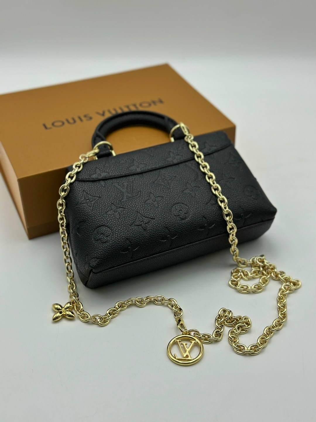 louis vuitton сумка на плечо,cумка louis vuitton,louis vuitton кросс боди сумка,женская сумка louis vuitton,сумка через плечо louis vuitton