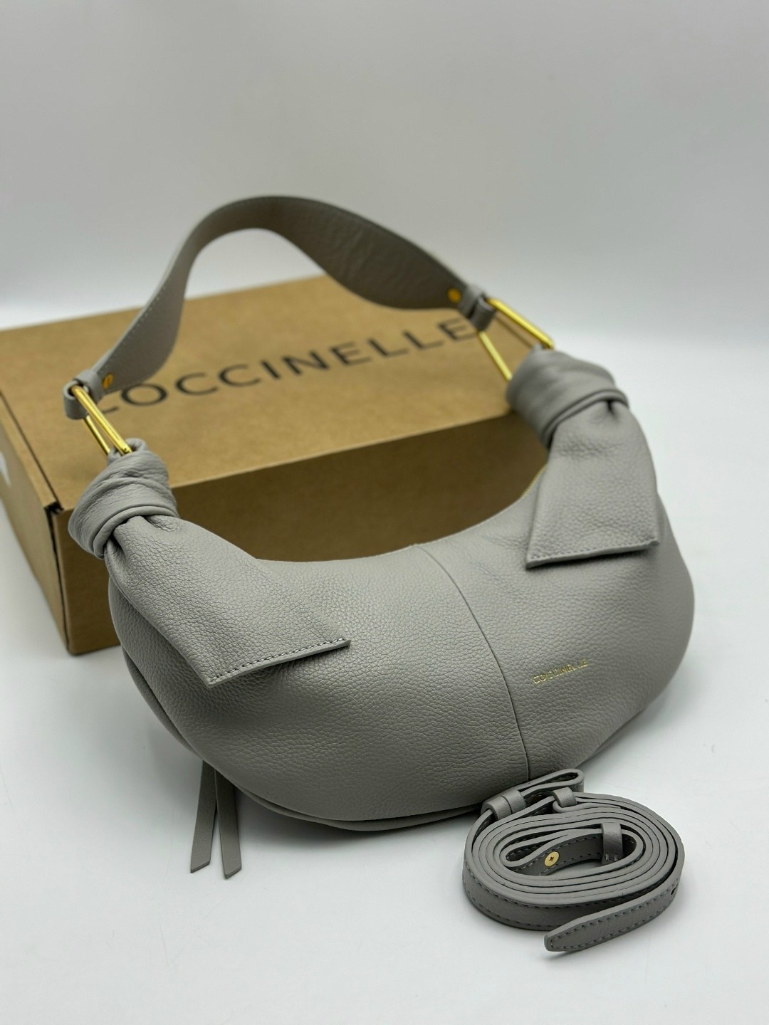 сумка,сумка coccinelle,женская сумка,сумочка для женщин,синяя сумка