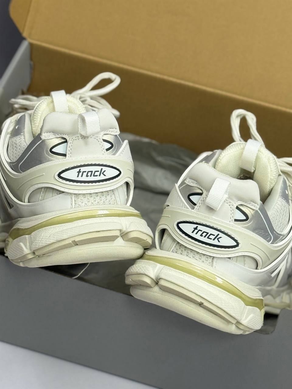 кроссовки баленсиага женские оригинал,кроссовки женские balenciaga,кроссовки balenciaga track,кроссовки balenciaga,баленсиага кроссовки 16 см подошва