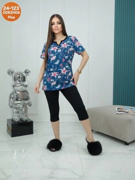 Костюм