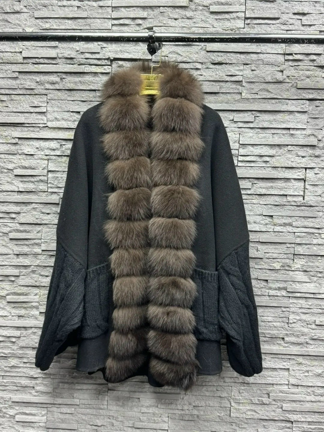 кардиган с песцом,кардиган с мехом,вязаный кардиган,кардиган с мехом песца,кардиган