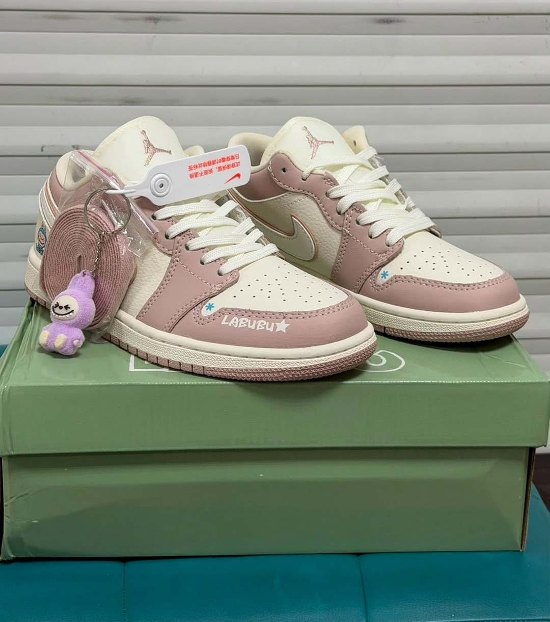кроссовки nike air jordan 1 low x travis scott x labubu,кроссовки nike air jordan 1 low,кроссовки nike air jordan 1 low travis scott x labubu,кроссовки nike air jordan 1 retro,кроссовки