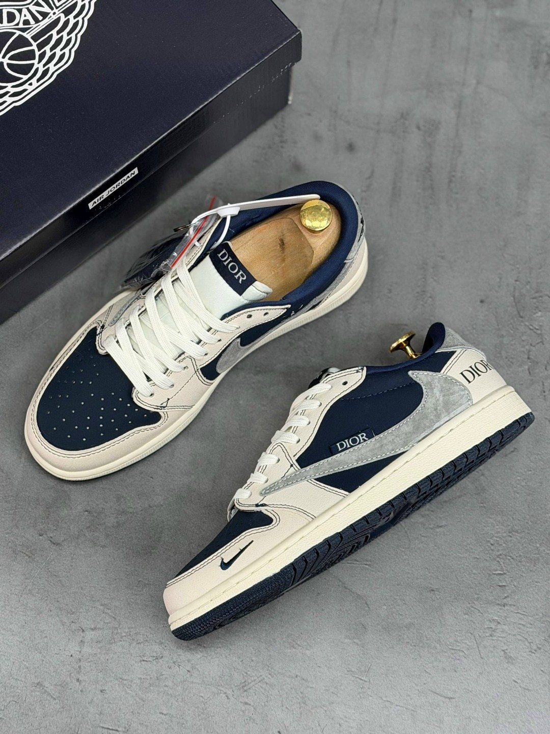 кроссовки nike air jordan 1 low x travis scott,кроссовки nike air jordan 1 low,кроссовки travis scott x nike air jordan 1,кроссовки travis scott x air jordan 1 low,кроссовки мужские nike air jordan 1