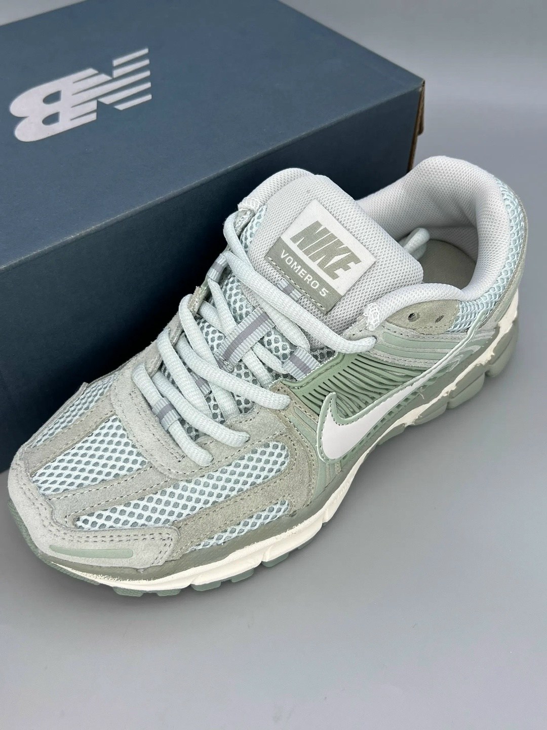 кроссовки nike zoom vomero 5,nike air zoom vomero 5,кроссовки nike air zoom vomero 5,кроссовки nike air zoom vomero,nike zoom vomero 5