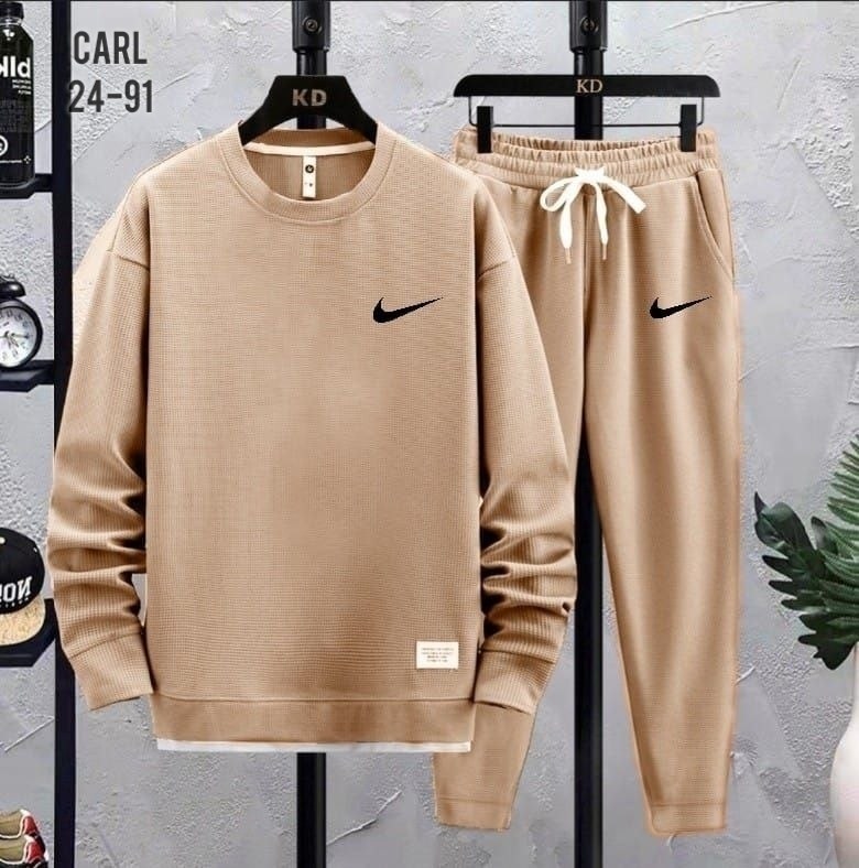спортивный костюм nike,комплект спортивной одежды,костюм спортивный мужской,спортивный костюм nike мужской,мужская мода