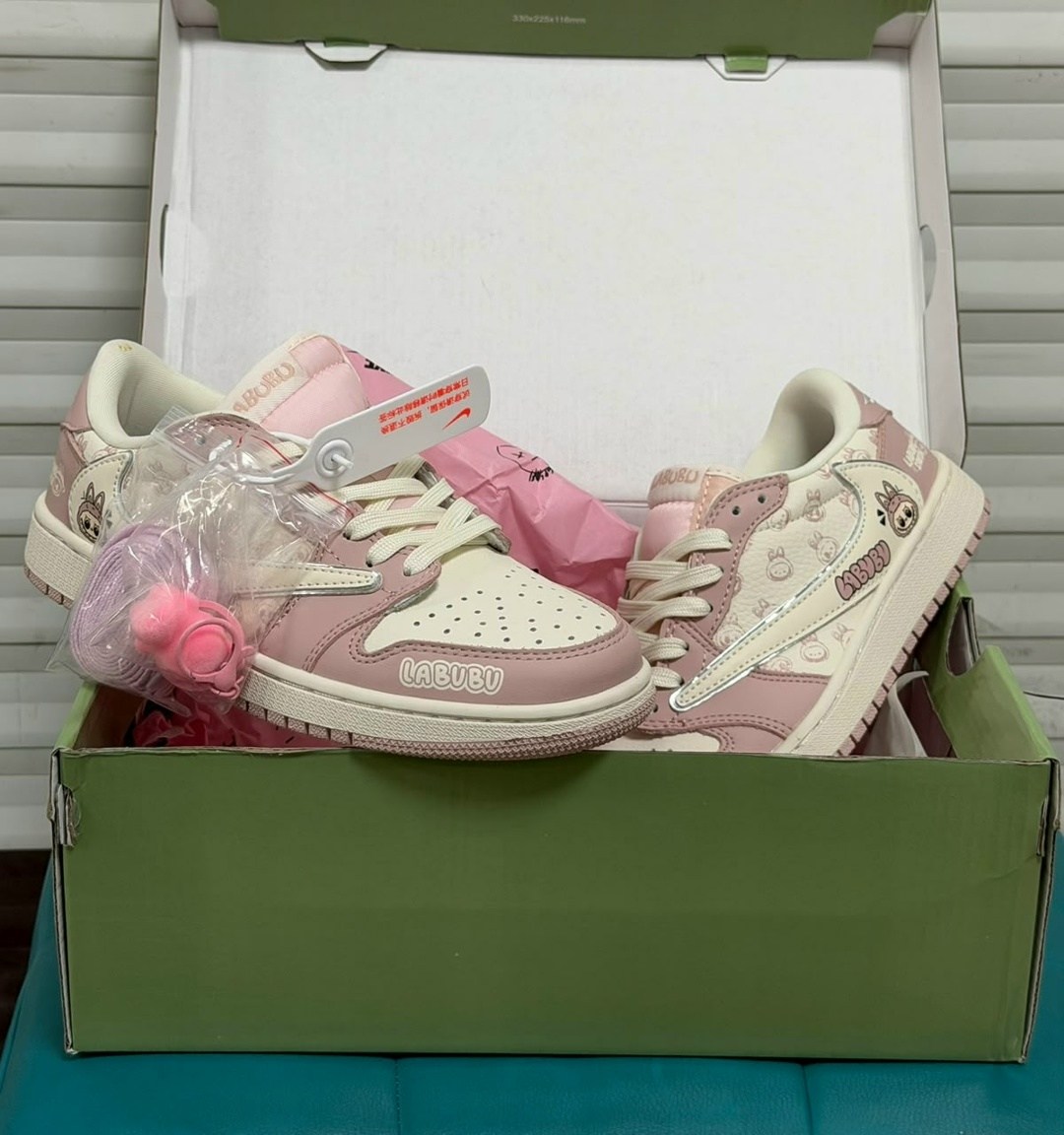 кроссовки nike air jordan 1 low x travis scott x labubu,кроссовки nike air jordan 1 low,кроссовки nike air jordan 1 low travis scott x labubu,кроссовки nike air jordan 1 retro,кроссовки