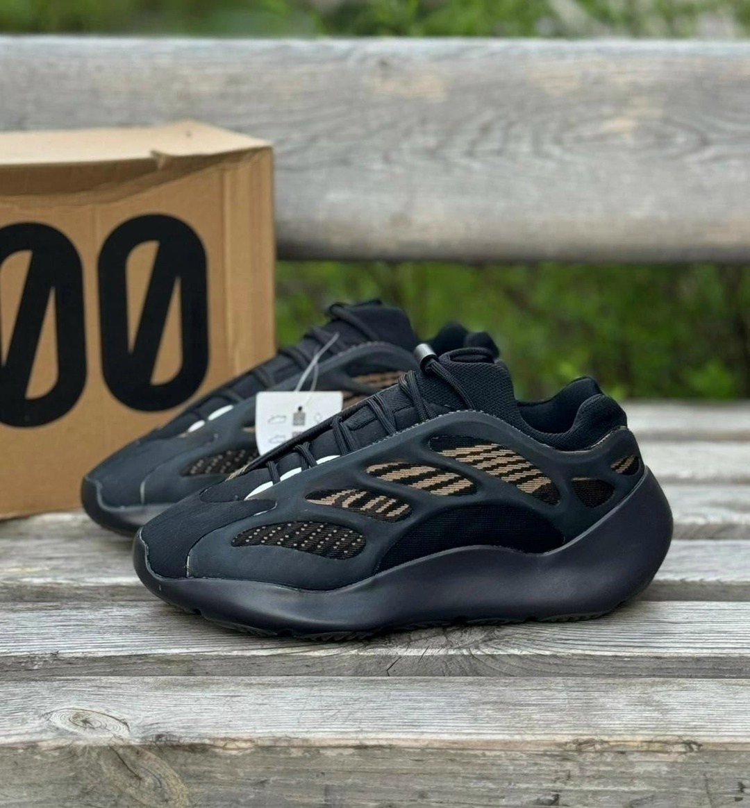 кроссовки adidas yeezy boost 700,adidas yeezy boost 700 v 3,adidas yeezy boost 700,кроссовки adidas yeezy 700,adidas yeezy 700 v 3
