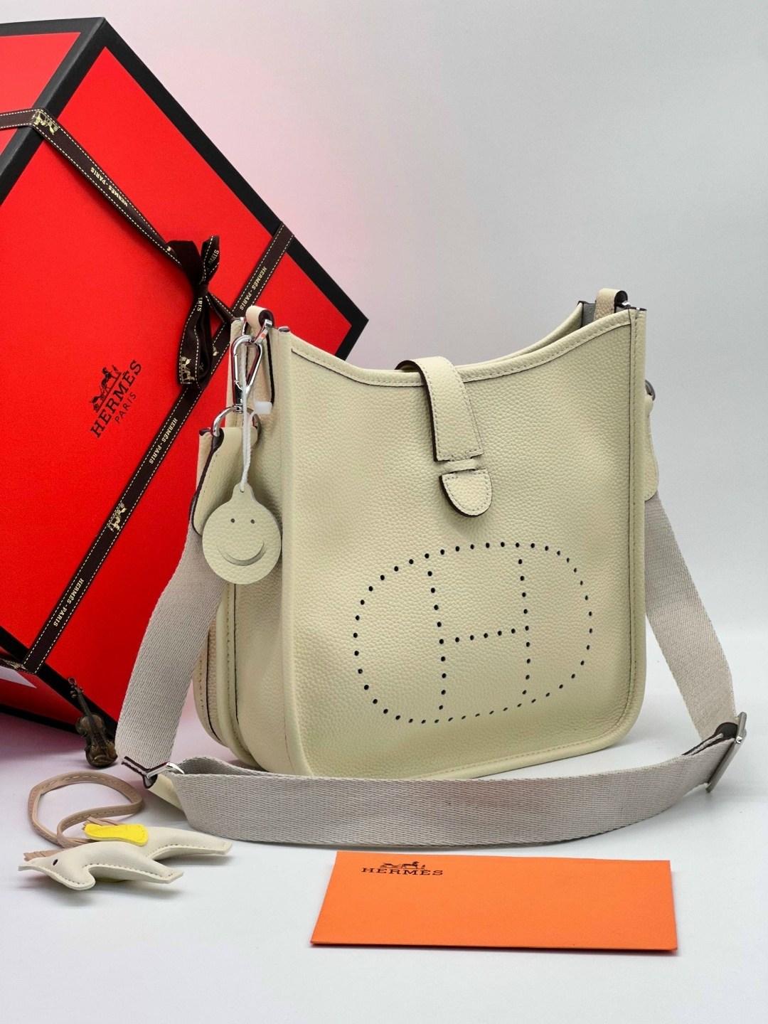 сумка hermes evelyne,hermes сумка,сумка эрмес,hermes женская сумка,сумка гермес
