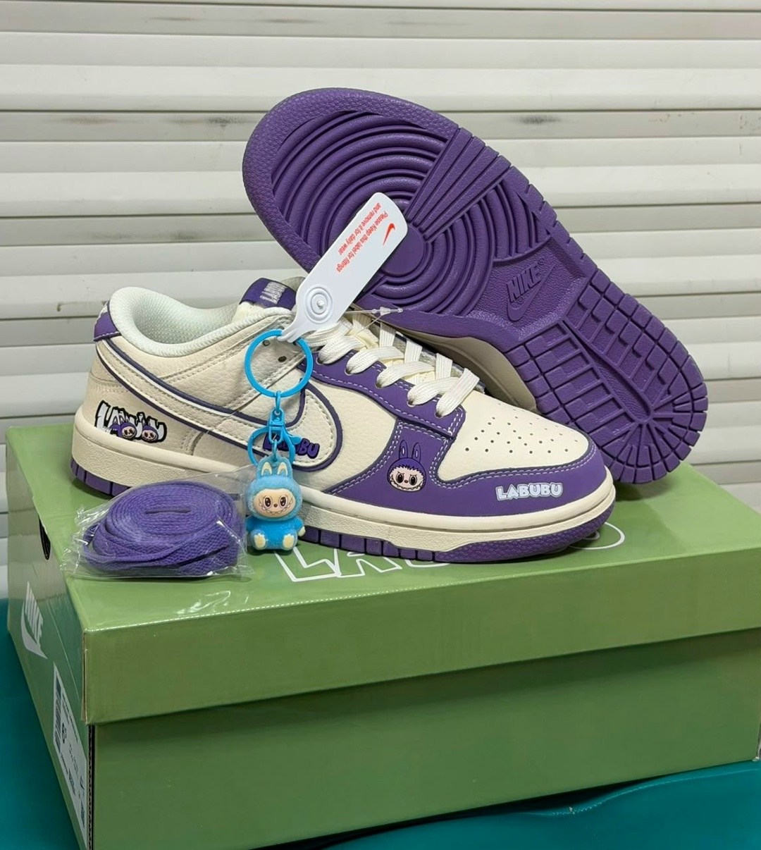 кроссовки nike air jordan 1 low x travis scott x labubu,кроссовки air jordan 1 low x travis scott 'shy pink' unisex,кроссовки travis scott x air jordan 1 low,кроссовки nike air jordan 1 low,кроссовки