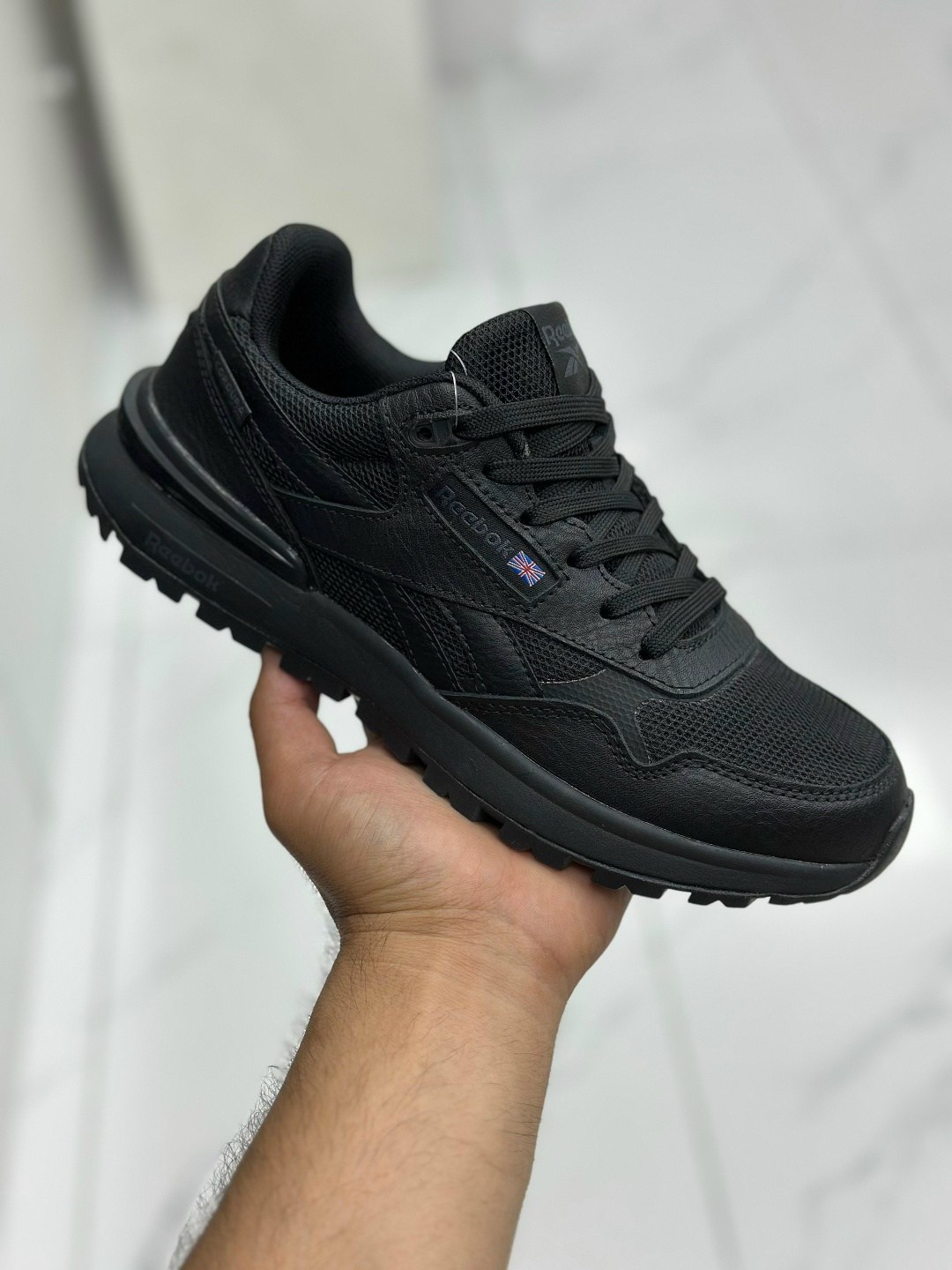 кроссовки,брендовые кроссовки,кроссовки reebok,спортивная ,кроссовка мужской