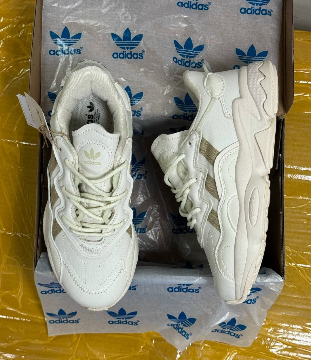 кроссовки adidas ozweego,кроссовки ozweego originals adidas,женские кроссовки adidas ozweego,женские кроссовки adidas originals ozweego,adidas originals ozweego