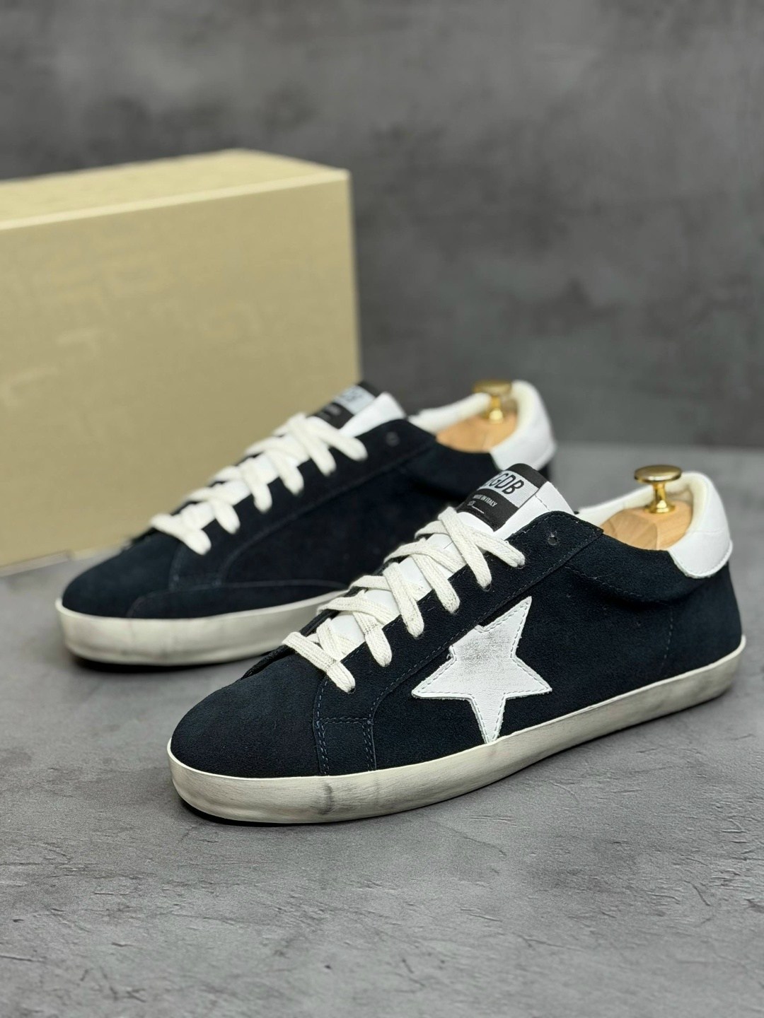 ,кроссовки golden goose,кроссовки golden goose superstar distressed black silver,кеды golden goose,golden goose sneakers