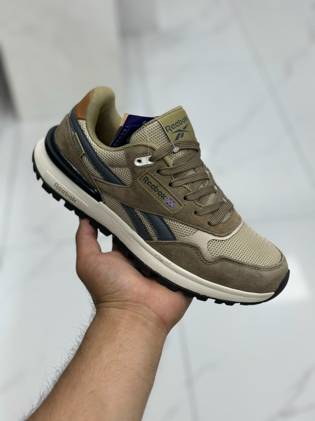 кроссовки,брендовые кроссовки,кроссовки reebok,спортивная ,кроссовка мужской