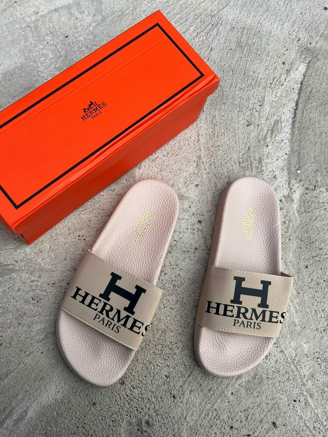 тапочки paris,мужские шлепки гермес,мужские шлепанцы,тапки hermes мужские,мужские шлепанцы с логотипом givenchy
