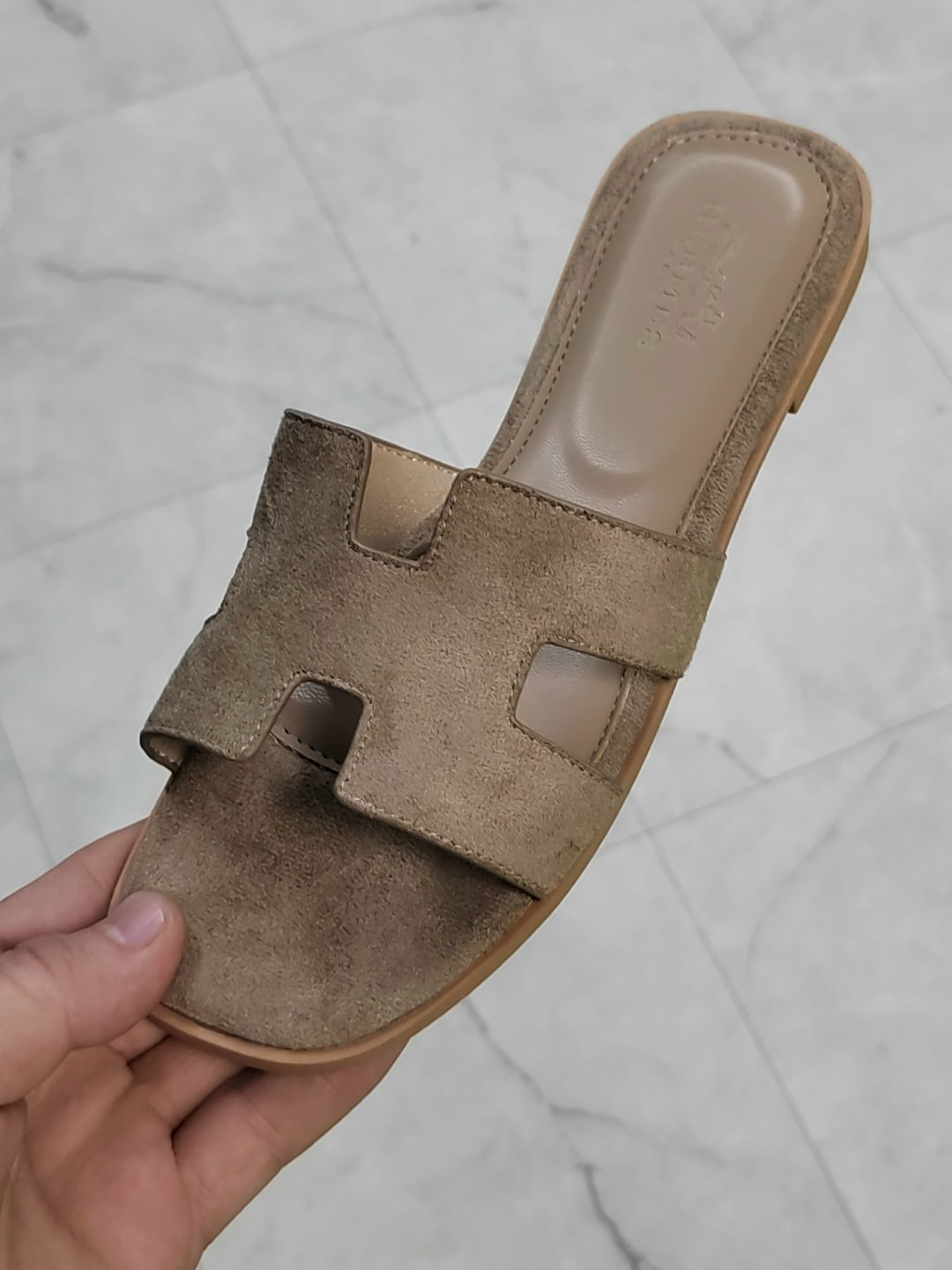 шлепки hermes женские,шлепанцы эрмес,шлепки эрмес,шлепанцы hermes,шлепанцы гермес коричневые