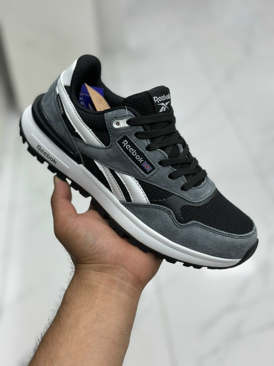 кроссовки,брендовые кроссовки,кроссовки reebok,спортивная ,кроссовка мужской