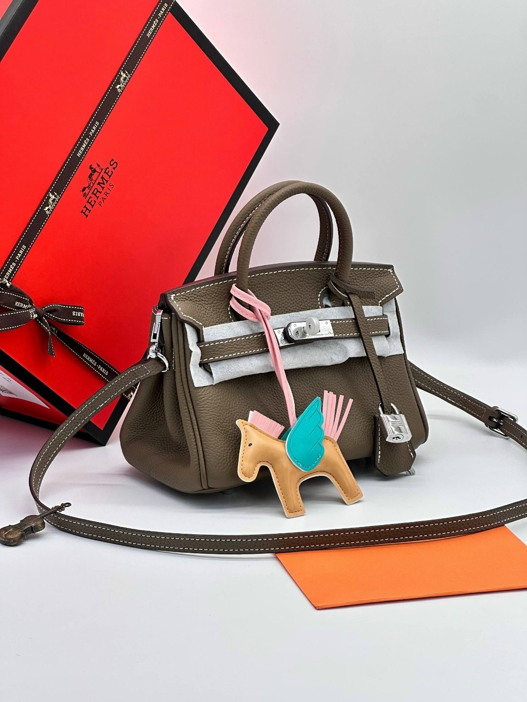 сумка hermes,сумка гермес,hermes сумка на плечо,hermes сумка женская,эрмес сумка