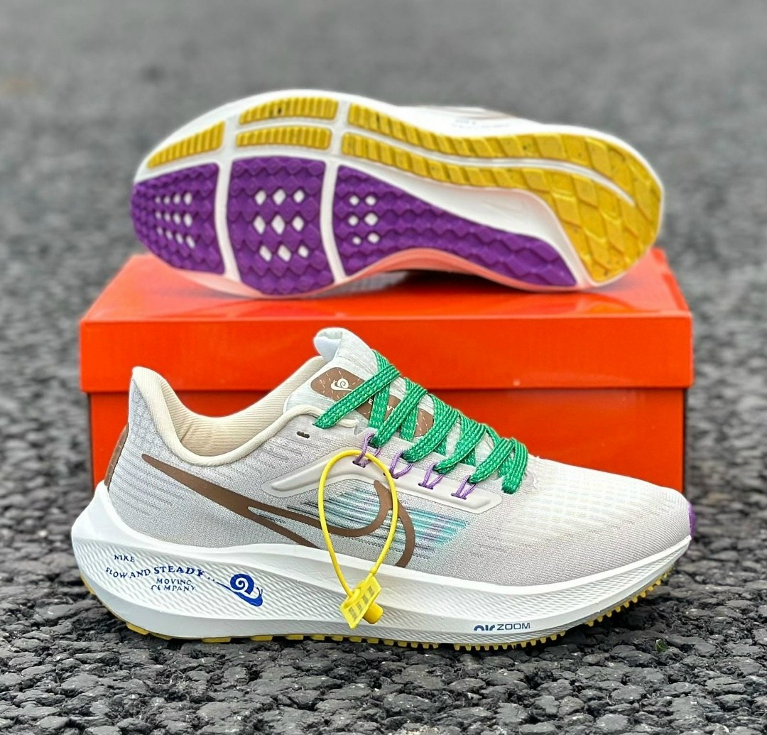 женские беговые кроссовки initiator от finish line nike белый,nike initiator женские,кроссовки женские nike initiator белые 8.5 us,кроссовки nike initiator,кроссовки женские nike initiator белые