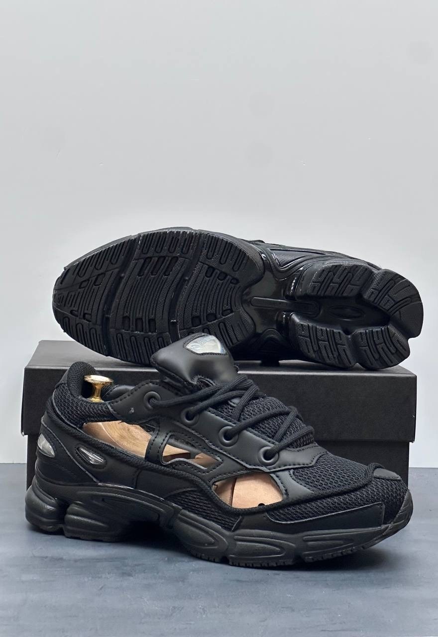 кроссовки adidas ozweego 2 x raf simons цвет черный,adidas raf simons ozweego 3,кроссовки adidas raf simons ozweego 3 black,adidas raf simons ozweego,adidas ozweego 2 raf simons черные