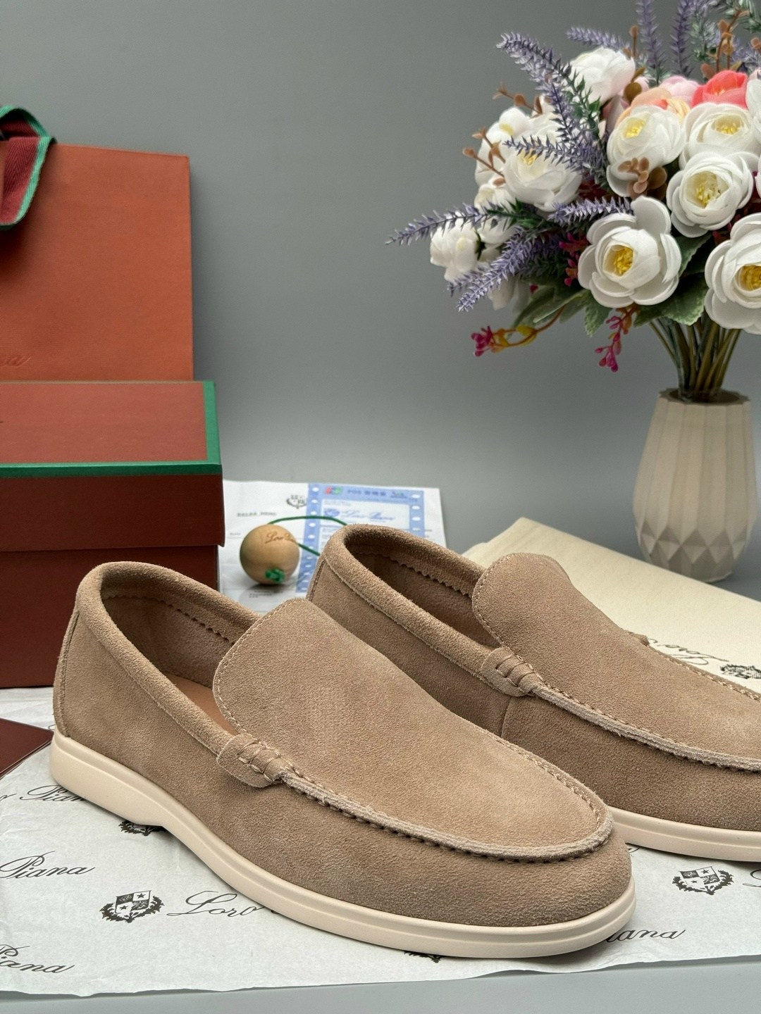 лоферы из натуральной замши loro piana,loro piana мужские лоферы,лоферы loro piana,лоферы женские loro piana,