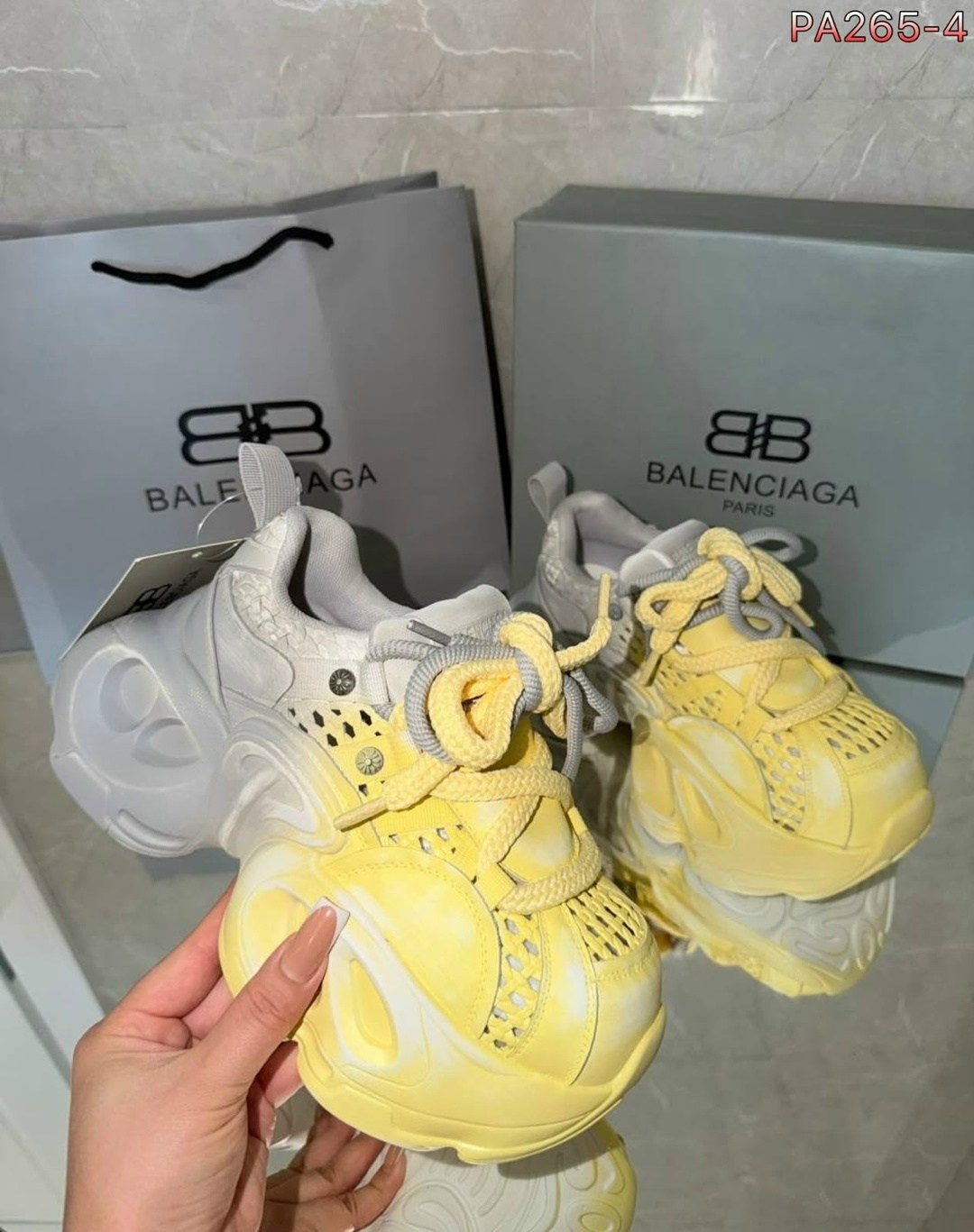 кроссовки женские balenciaga,кроссовки спортивные balenciaga,кроссовки 3xl sneaker массивные на шнуровке balenciaga,кроссовки баленсиага 3xl balenciaga 566662218,кроссовки balenciaga