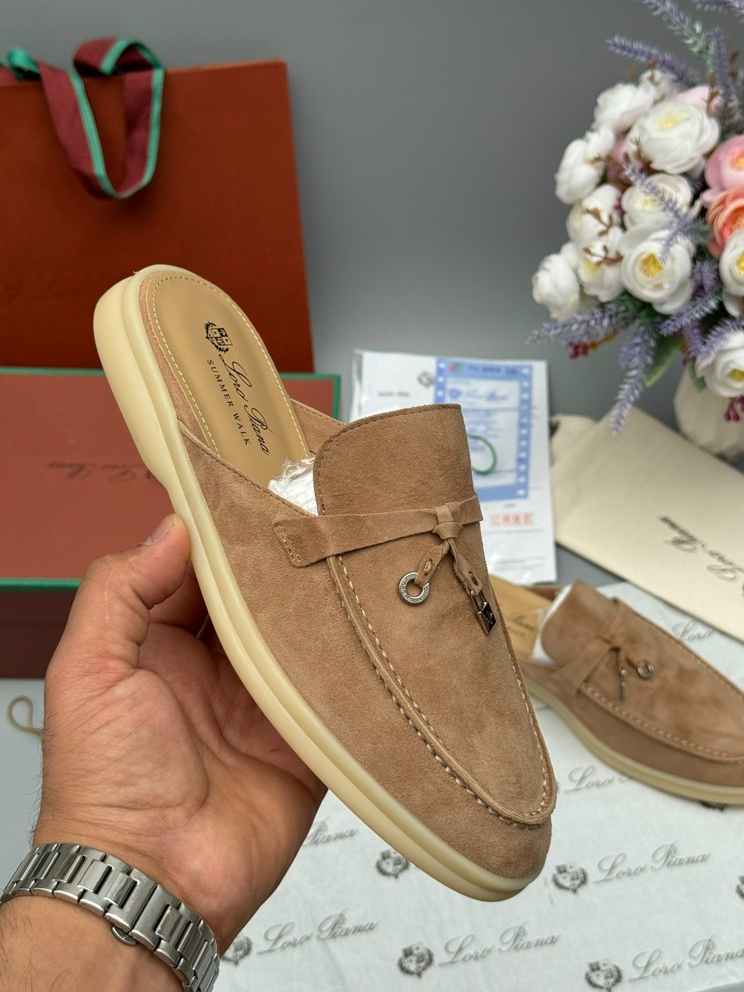 мюли loro piana,,лоферы loro piana,женские лоферы loro piana,женские замшевые мюли loro piana бежевые